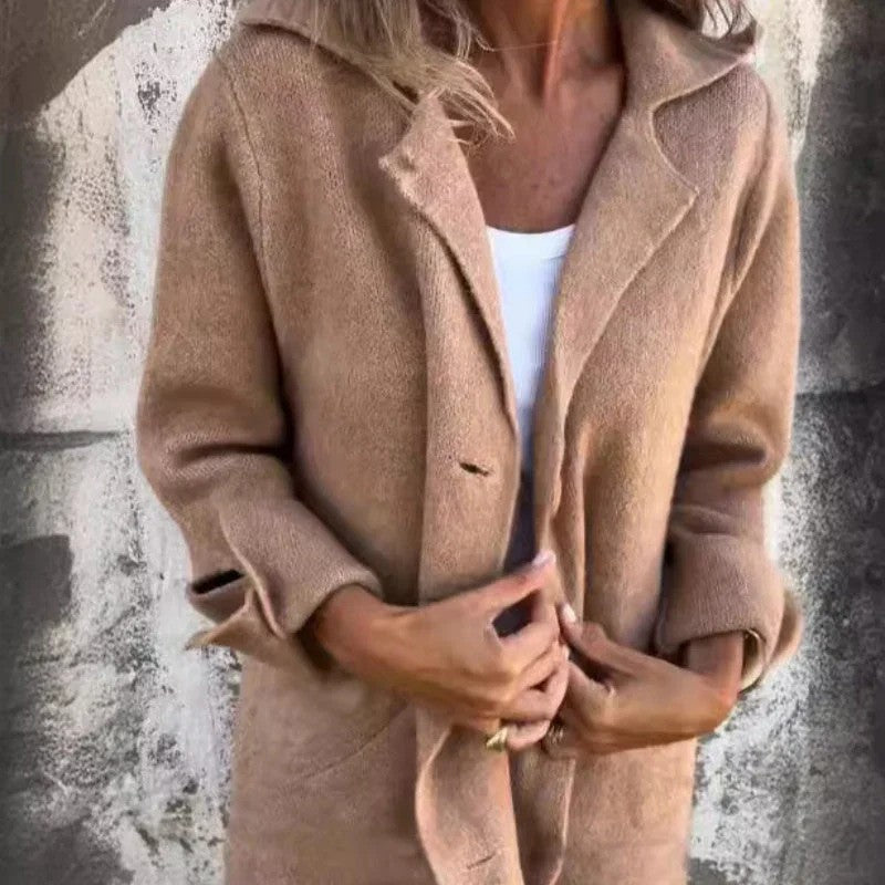 Rosalie | Kuschelige Übergrößes jacke mit Manschetten-Details